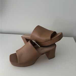 Tan/Light Brown Block Heel Mules